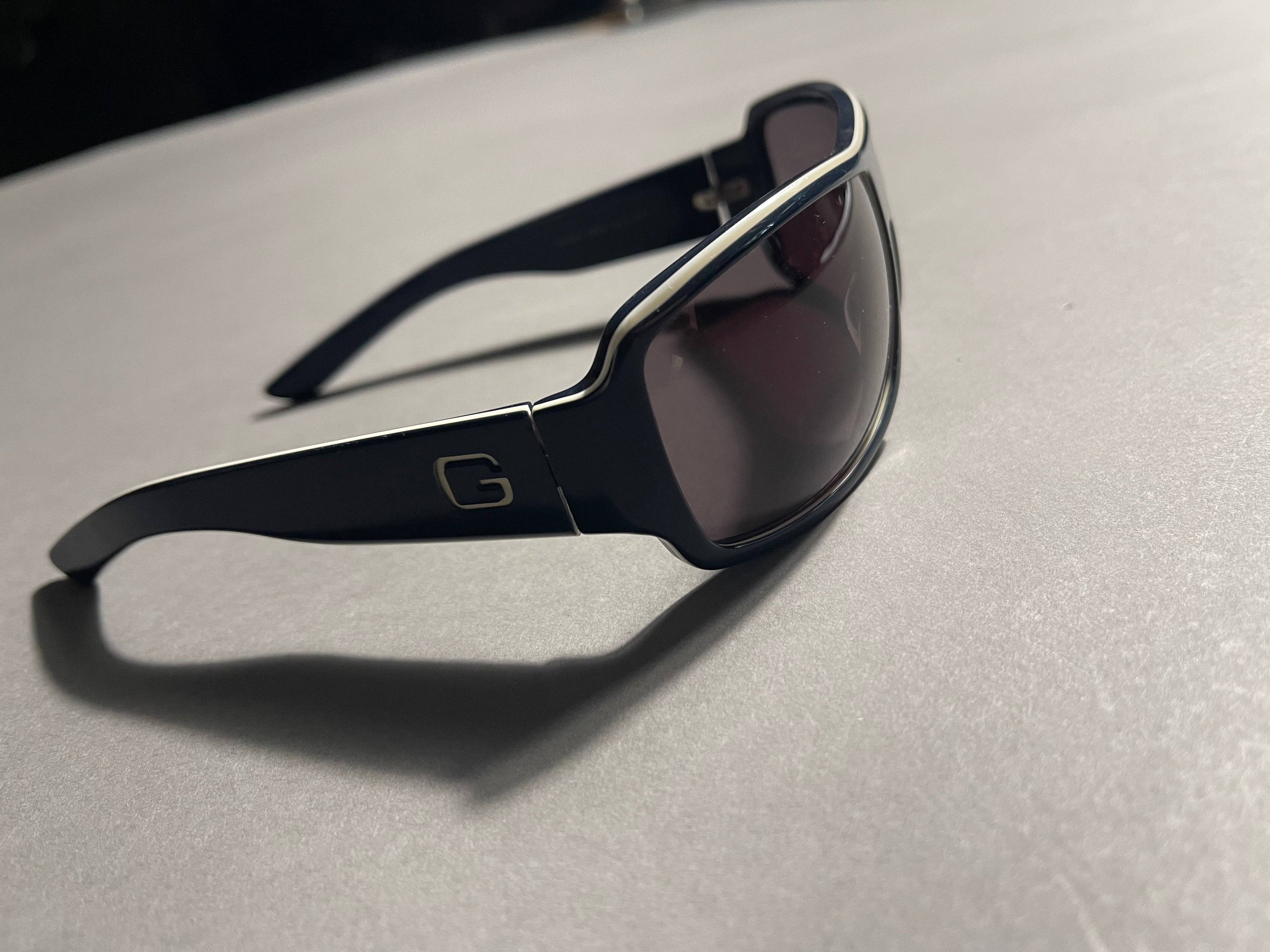 Gucci Vintage Y2K Shades Sunglasses Unisex