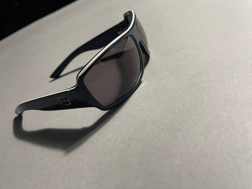 Gucci Vintage Y2K Shades Sunglasses Unisex