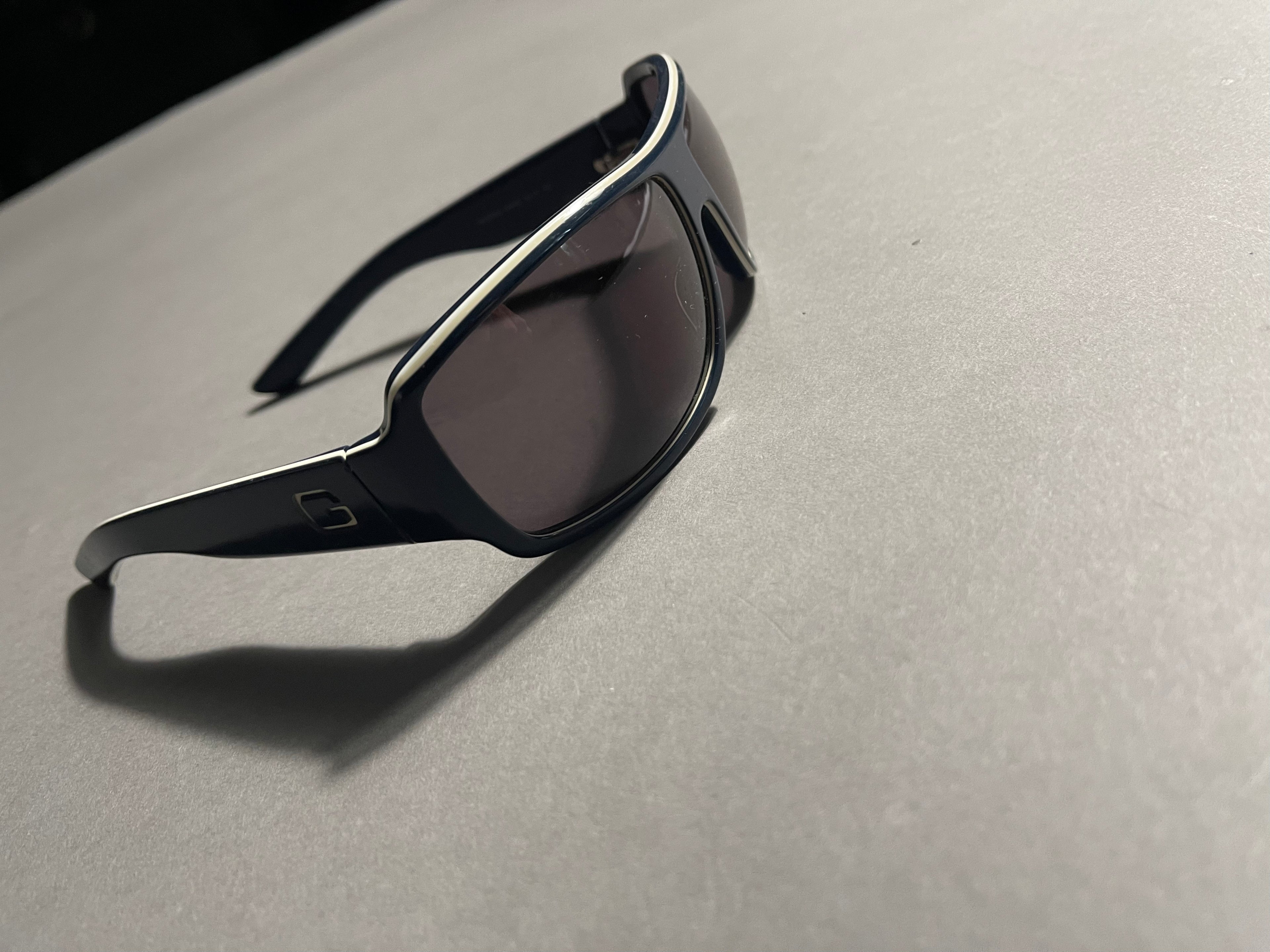 Gucci Vintage Y2K Shades Sunglasses Unisex