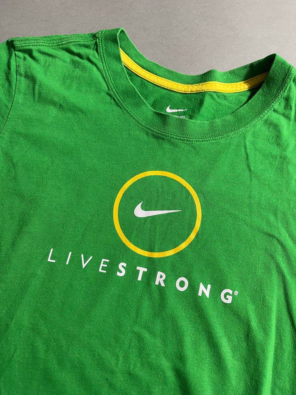 Nike x Brasil x Live Strong Vintage Y2K T' M Womens