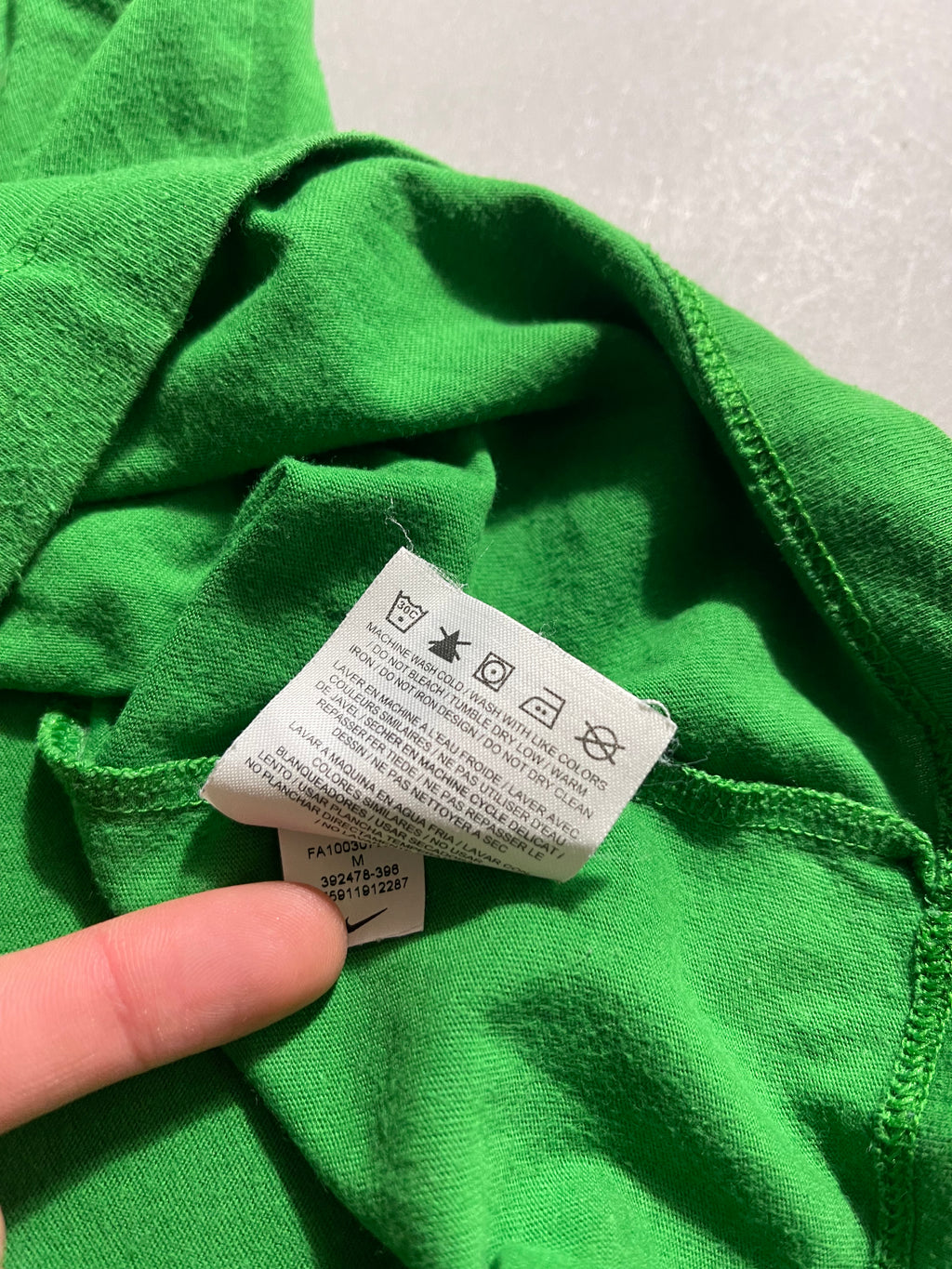 Nike x Brasil x Live Strong Vintage Y2K T' M Womens