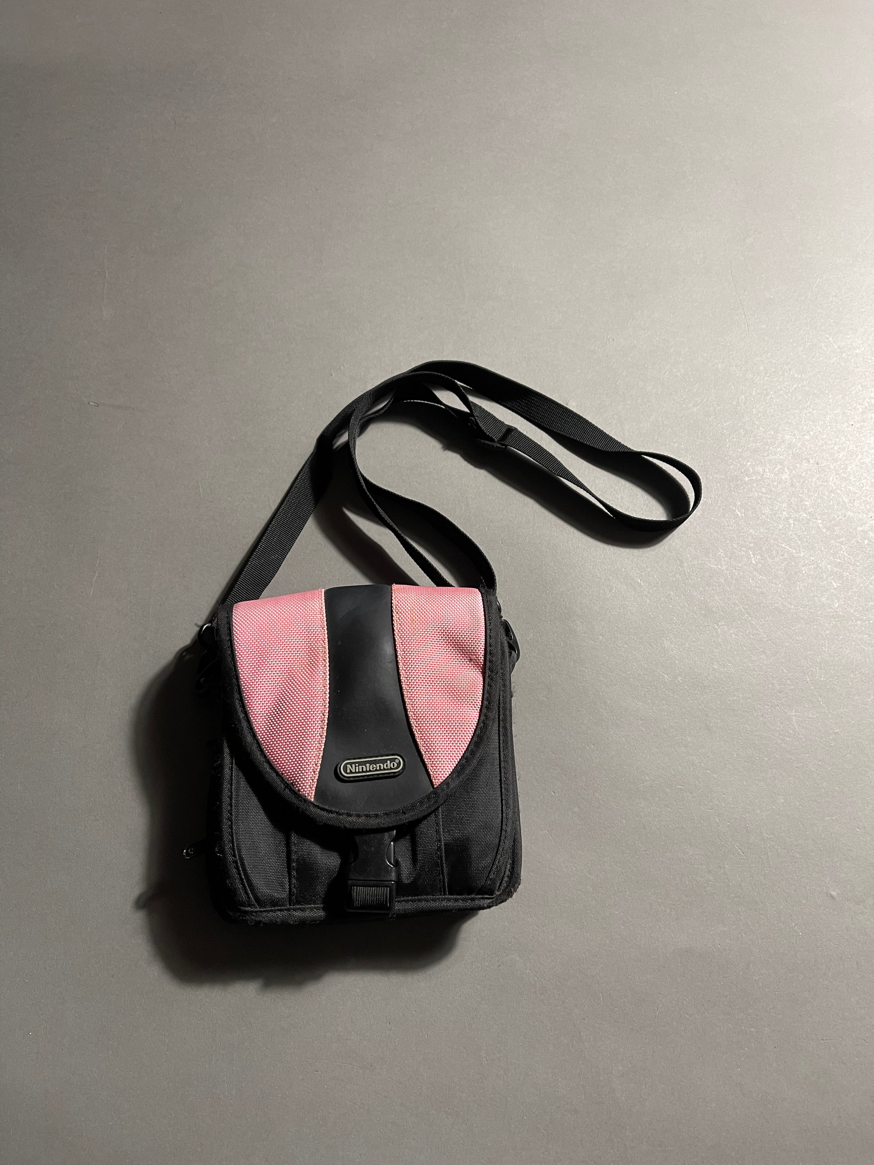 Nintendo x Wii Vintage Y2K Bag Onesize Unisex