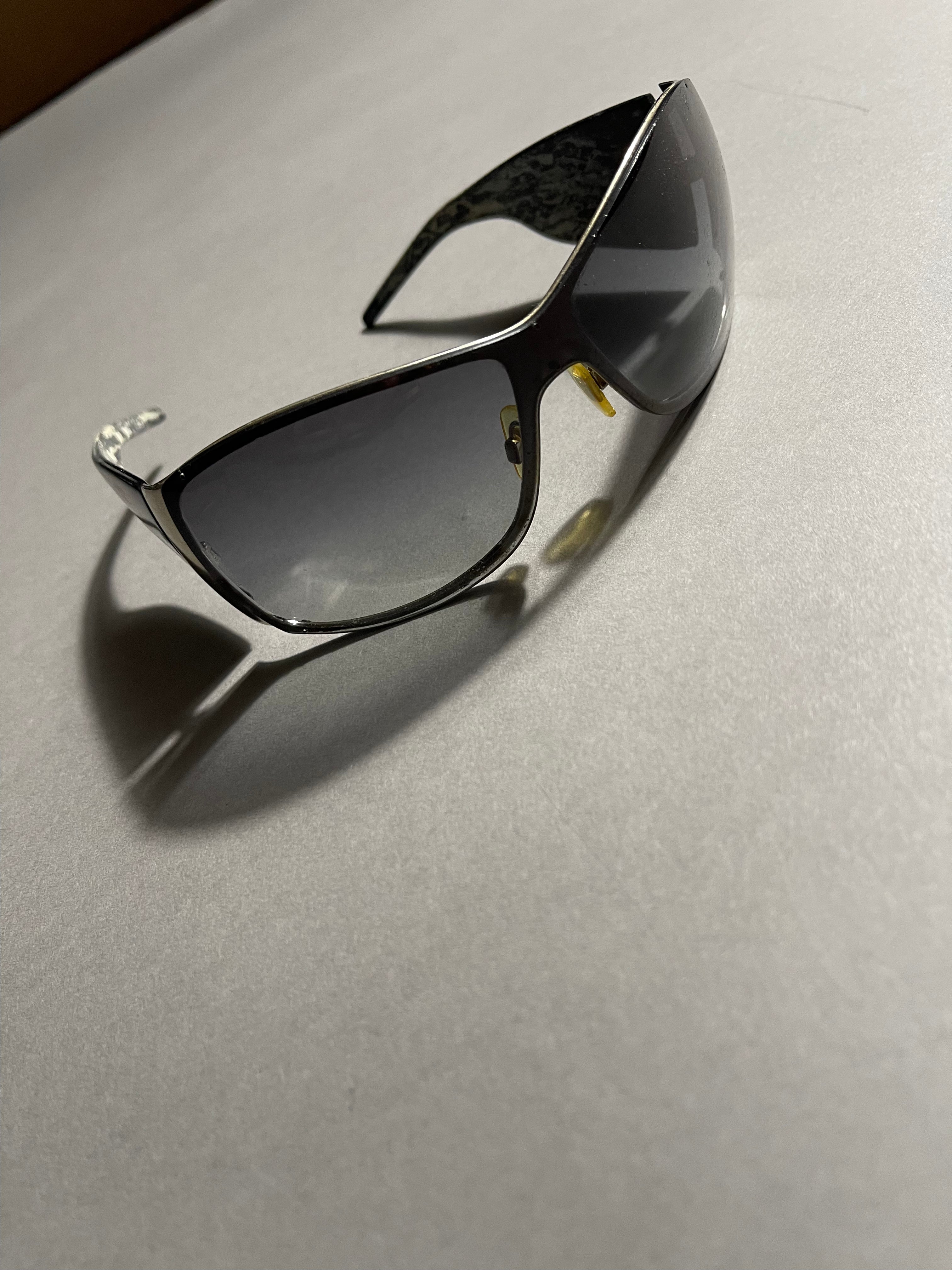 Dolce & Gabbana Vintage Y2K Shades Sunglasses Womens