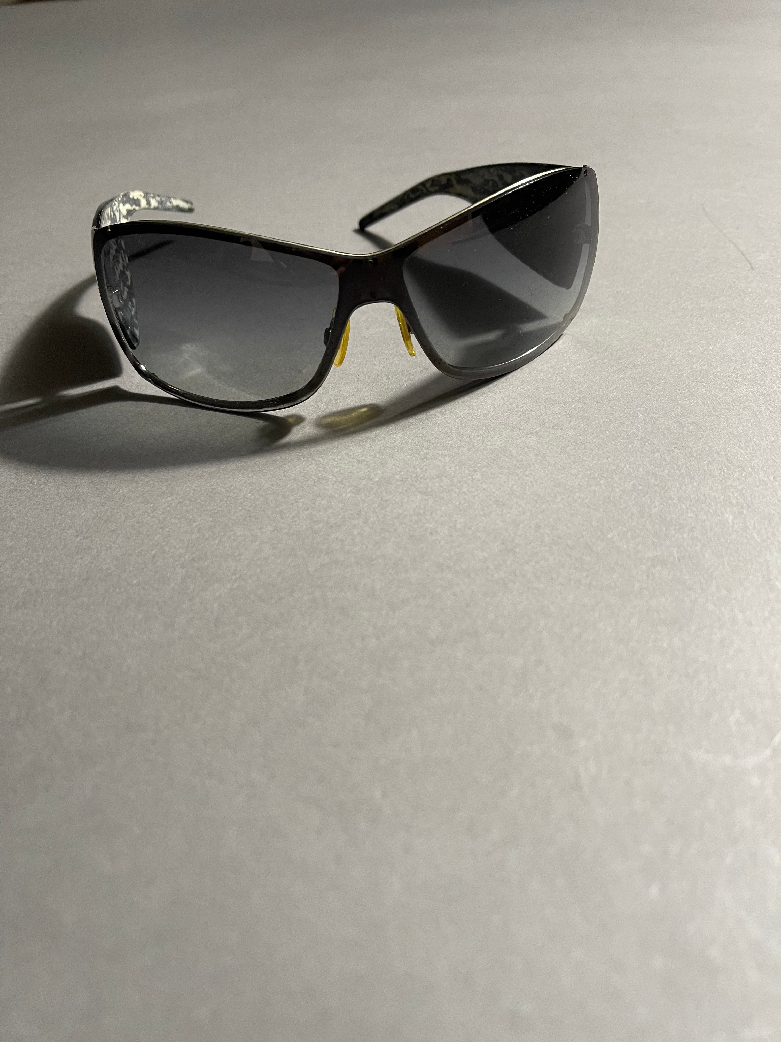 Dolce & Gabbana Vintage Y2K Shades Sunglasses Womens