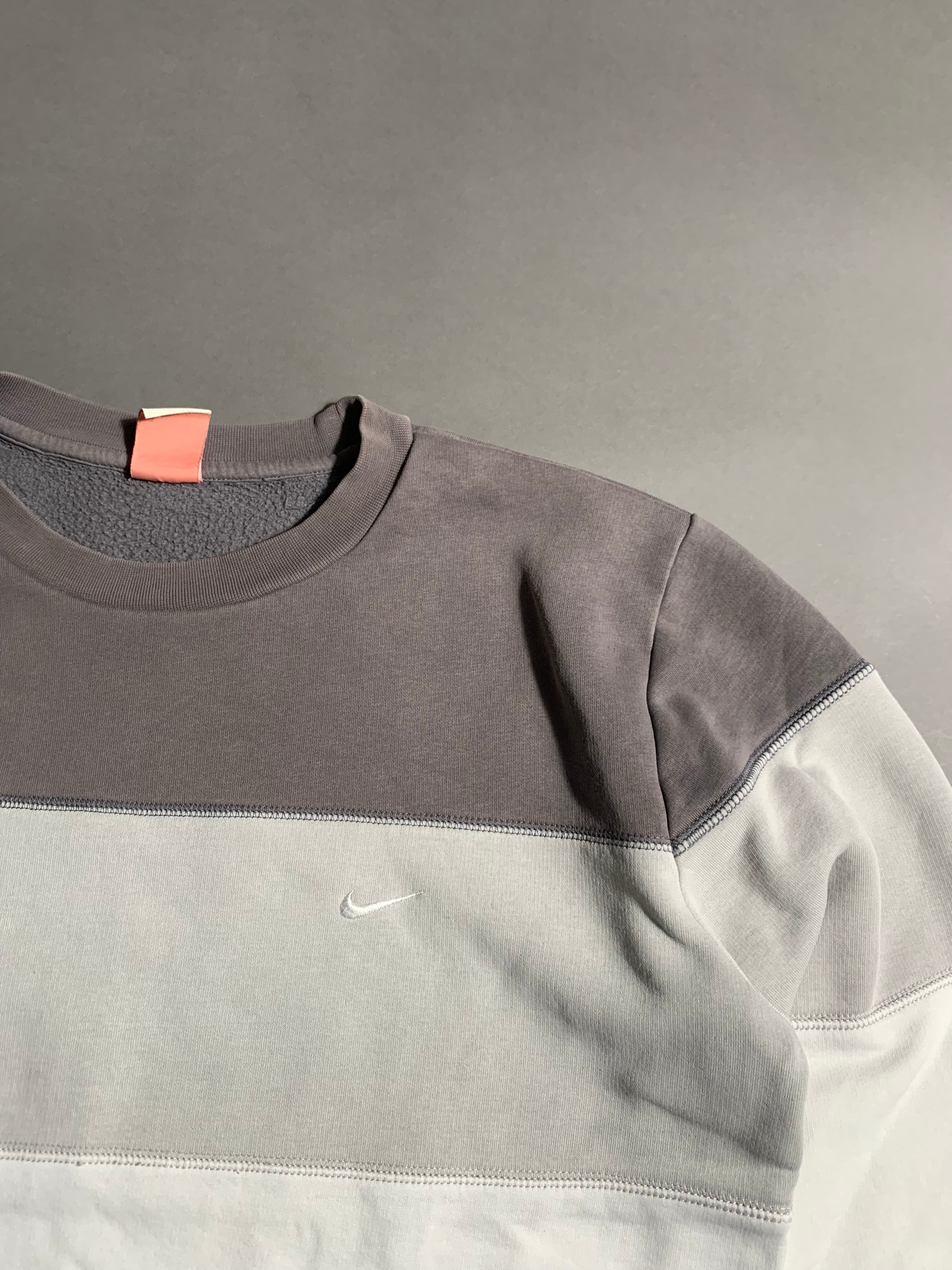 Nike Vintage Y2K Sweatshirt Striped L Mens