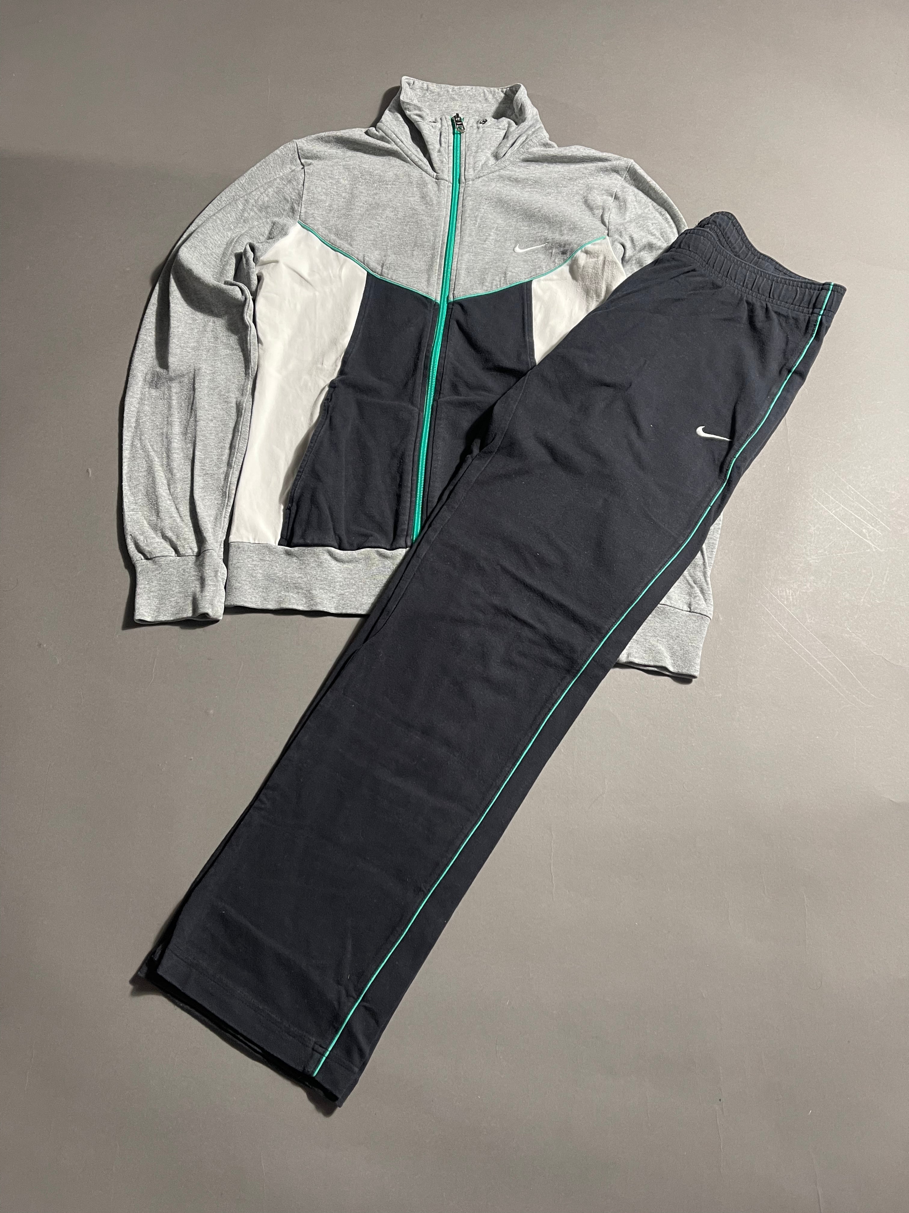 Nike Vintage Y2K Tracksuit M Womens