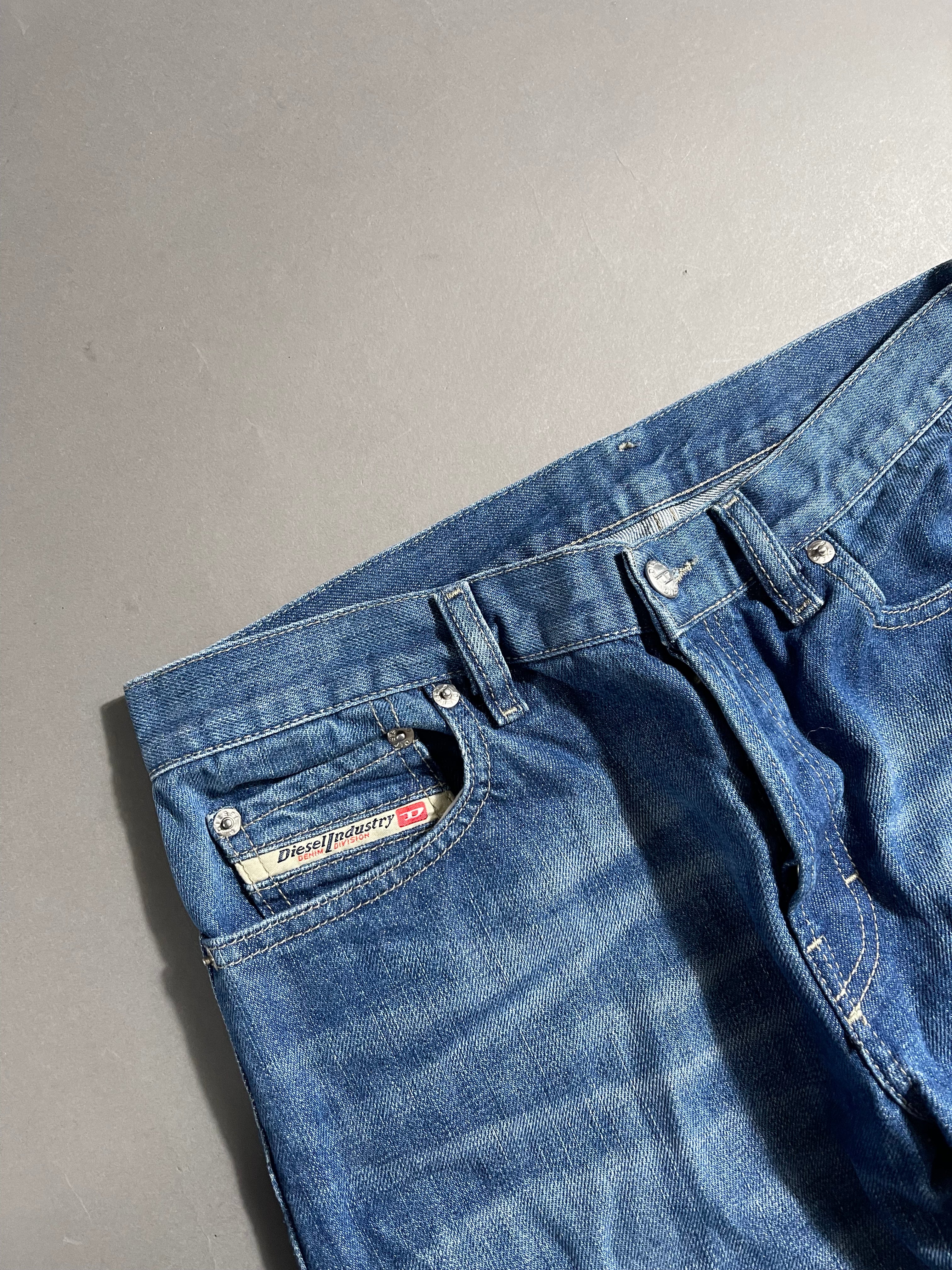 Diesel Jeans Vintage Y2K Straight Leg Baggy Jeans M Mens