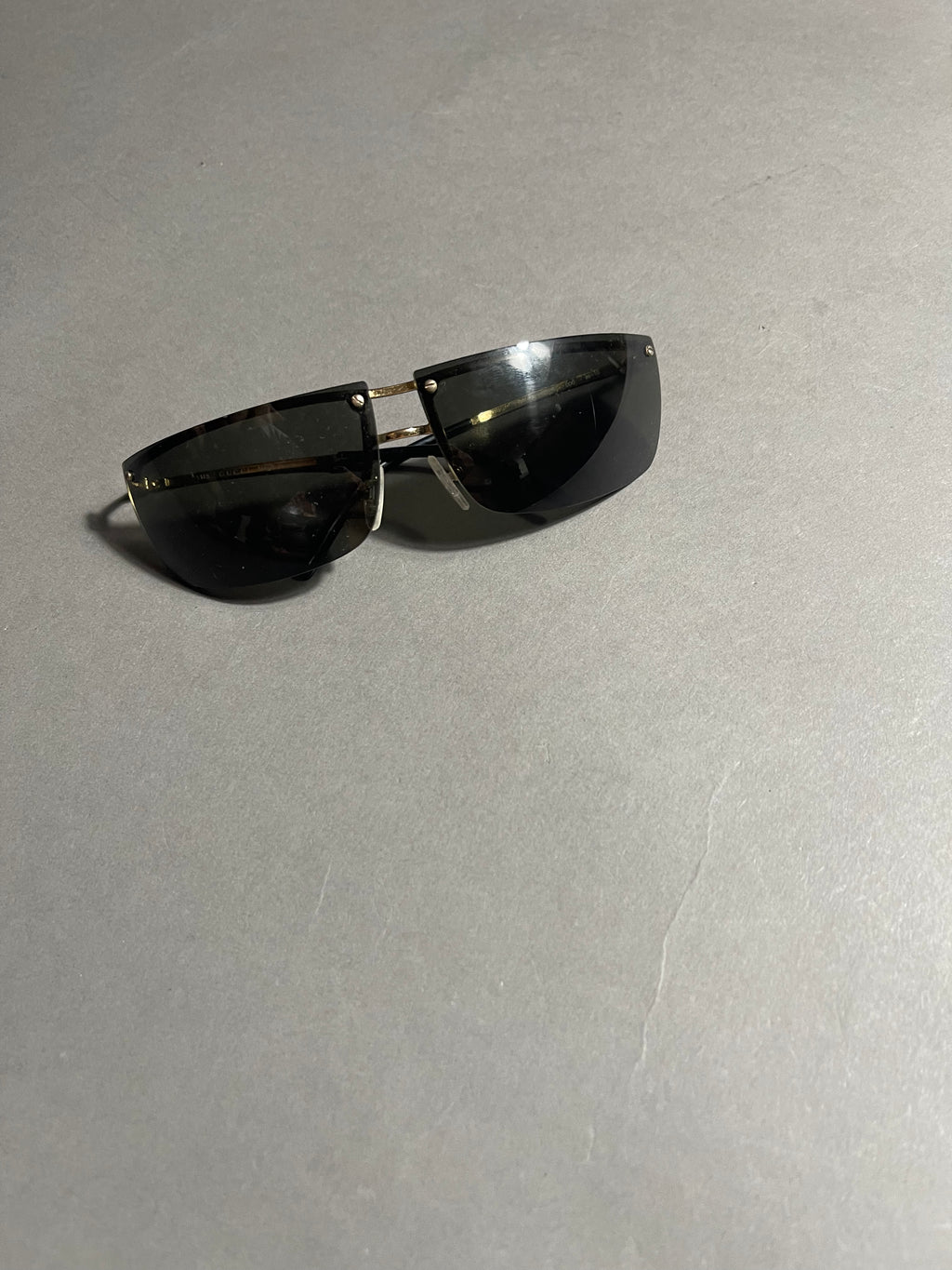 Gucci Vintage Y2K Shades Sunglasses Unisex
