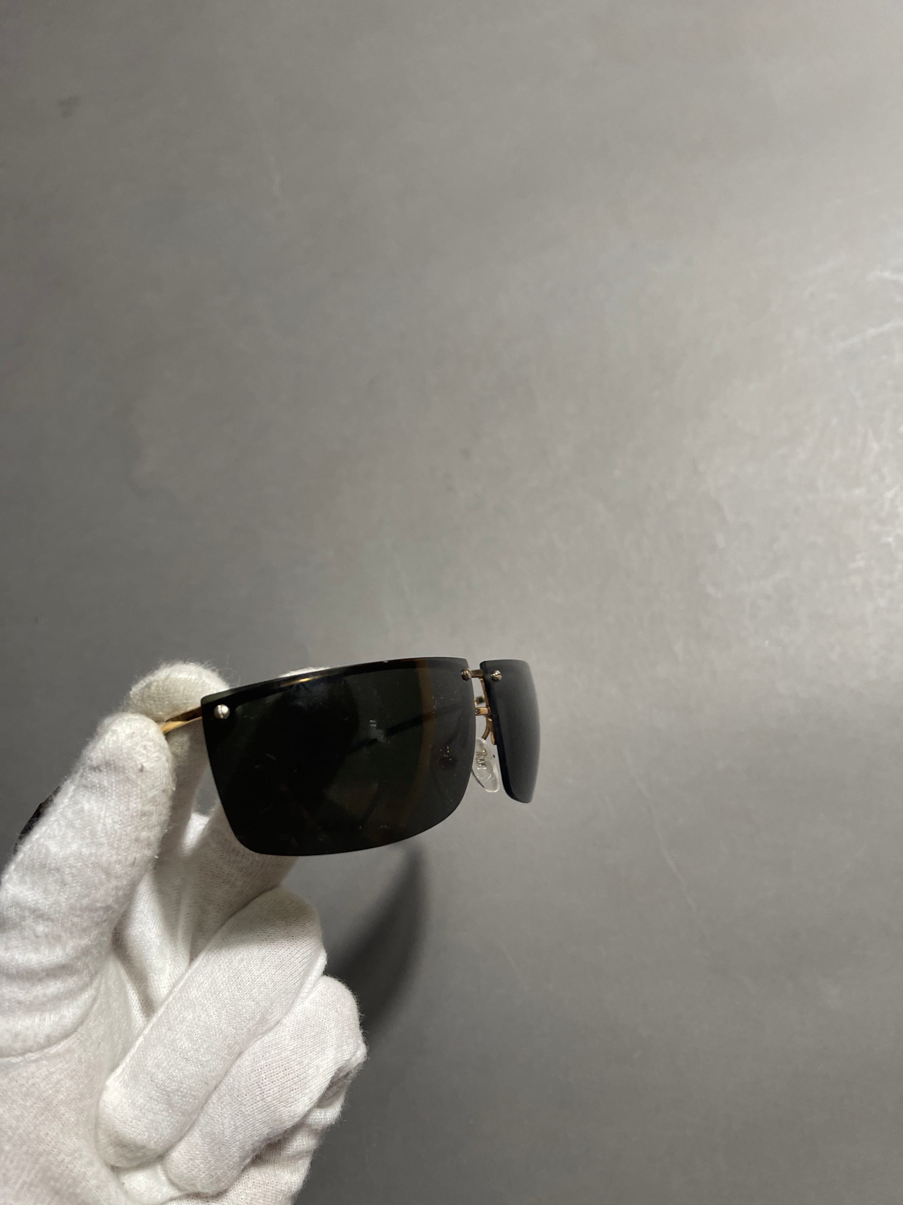 Gucci Vintage Y2K Shades Sunglasses Unisex