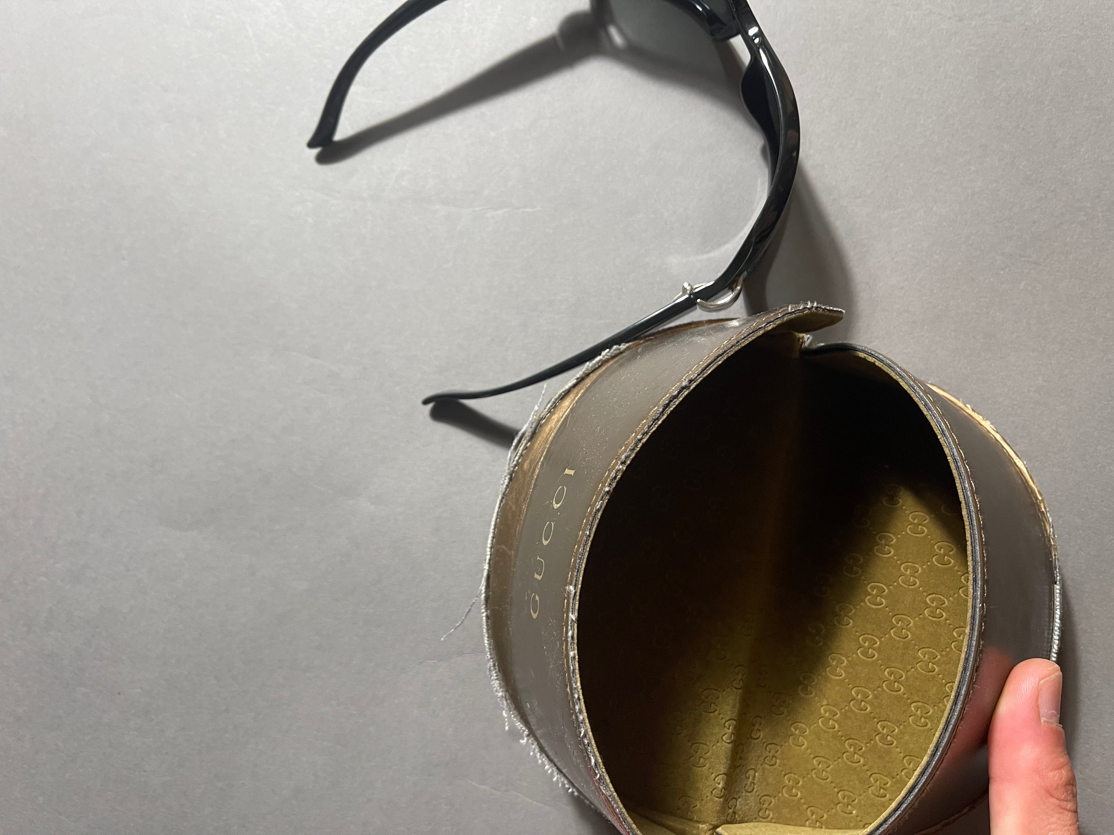 Gucci Vintage Y2K Shades Sunglasses Unisex